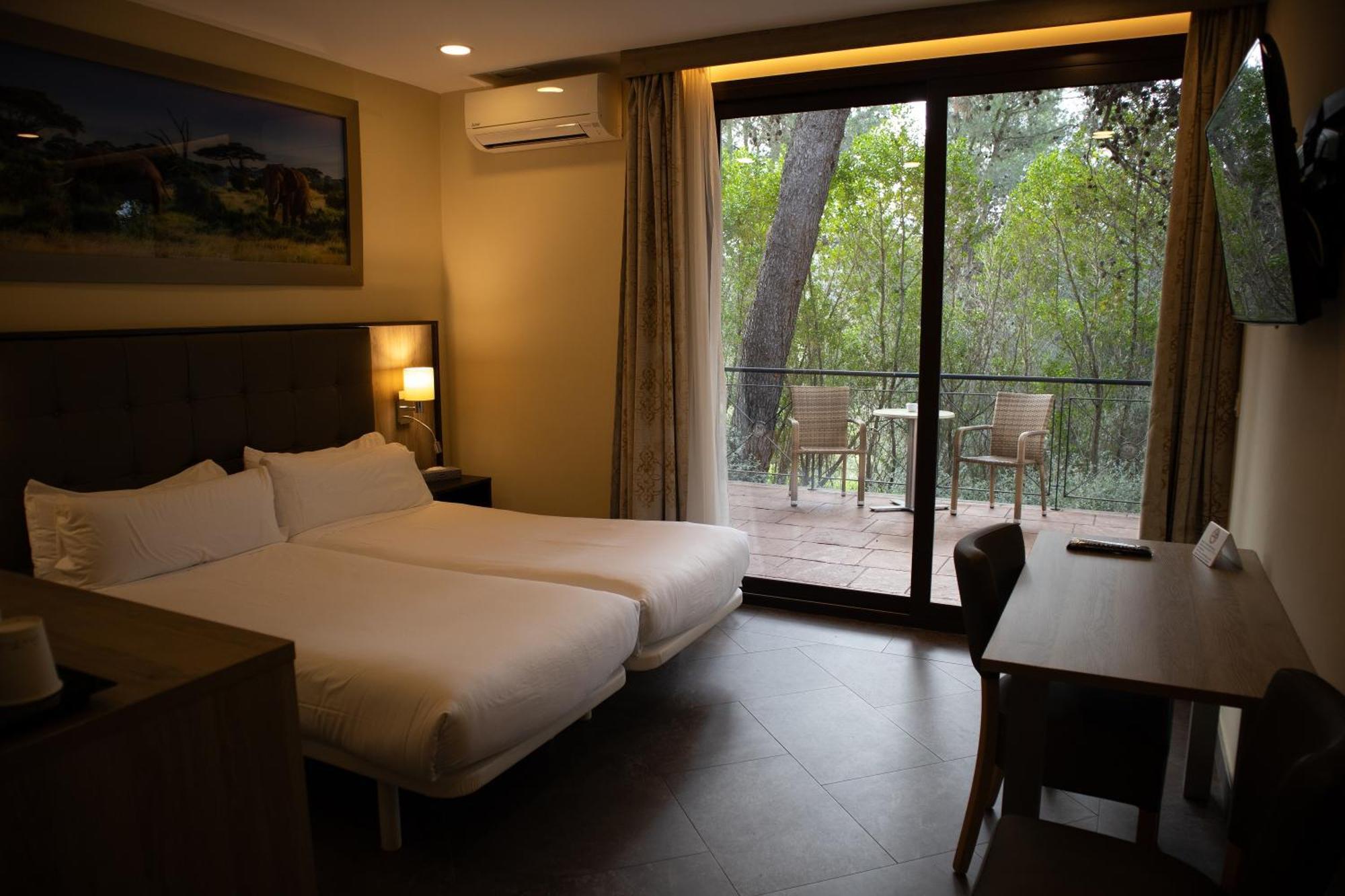 Hotel Admiral San Roque 外观 照片
