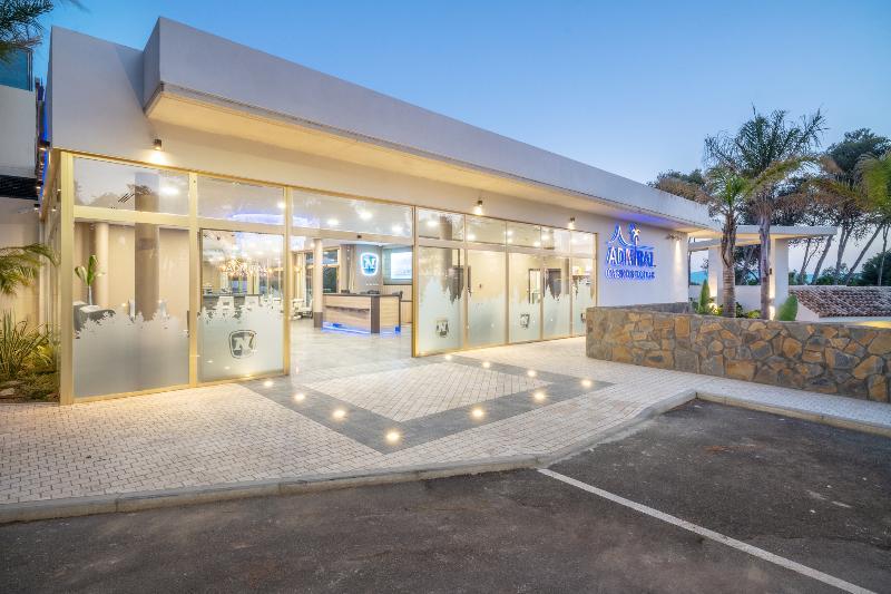 Hotel Admiral San Roque 外观 照片