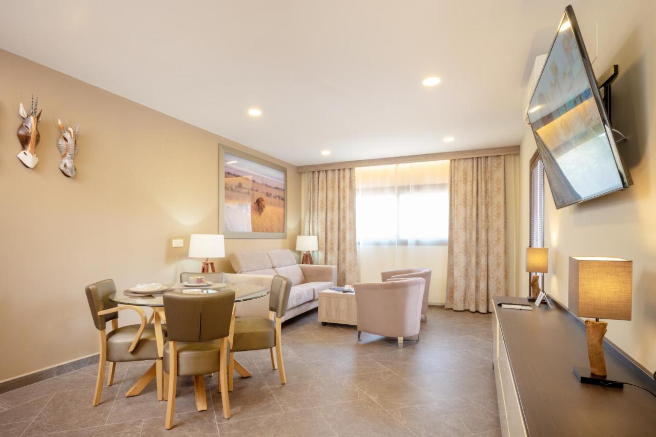 Hotel Admiral San Roque 外观 照片