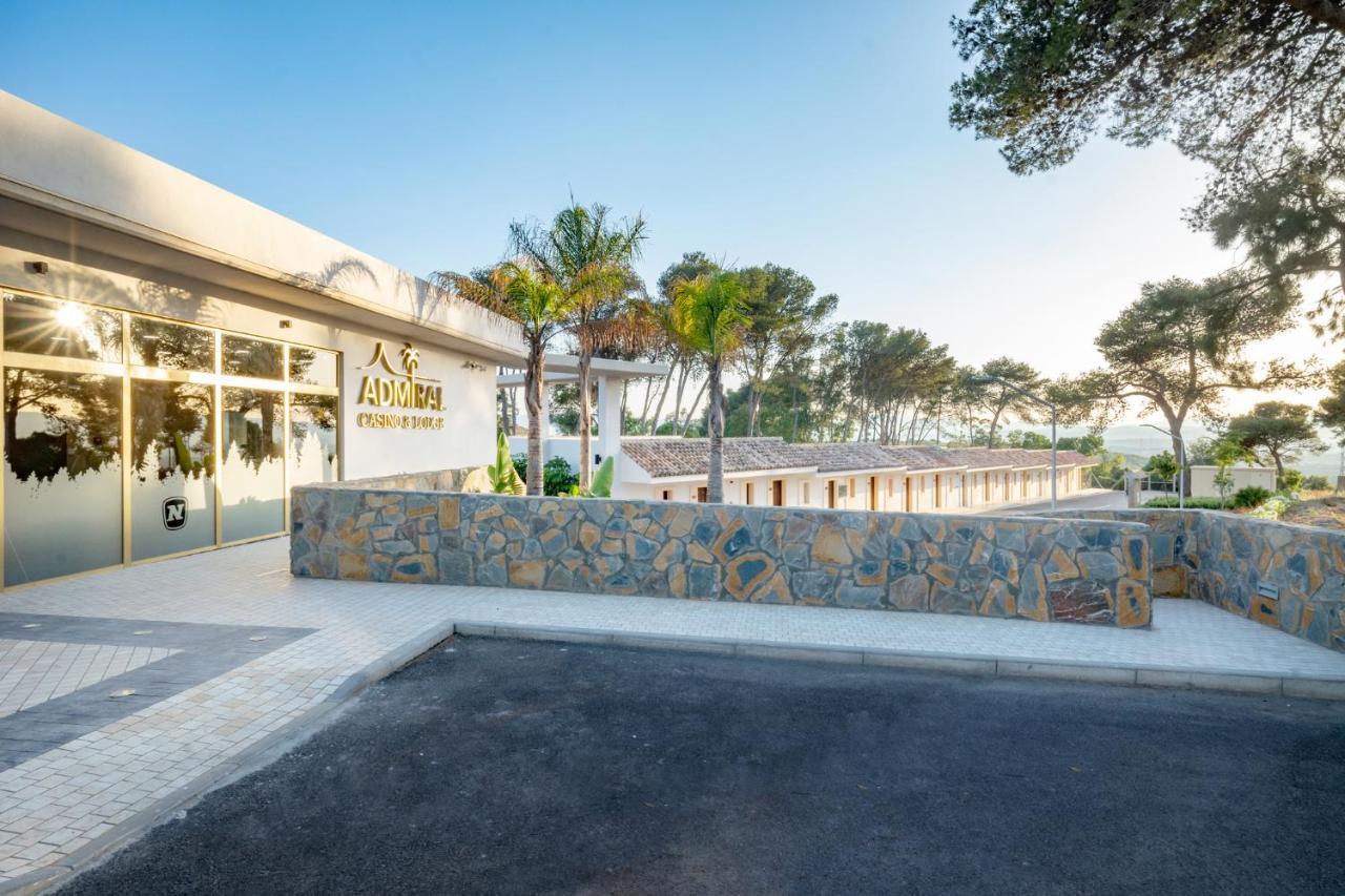 Hotel Admiral San Roque 外观 照片