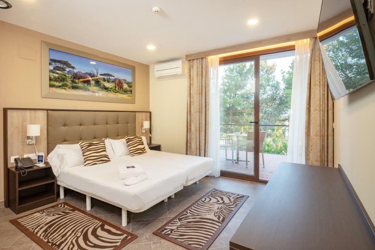 Hotel Admiral San Roque 外观 照片